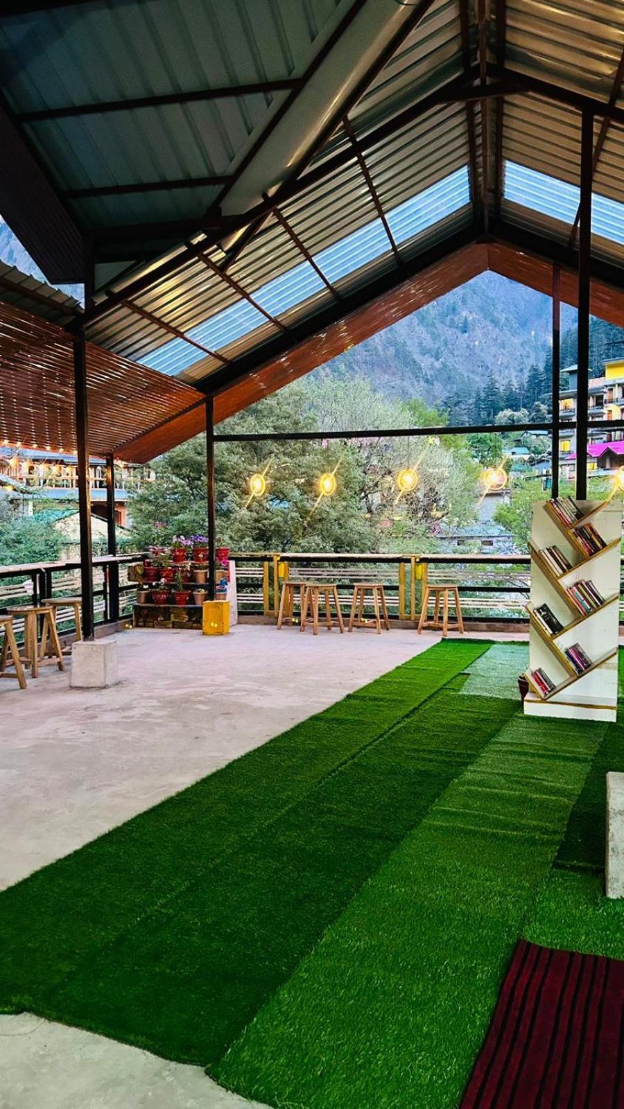 Clovee'S Rooms Dorms And Restro Kasol Exterior foto