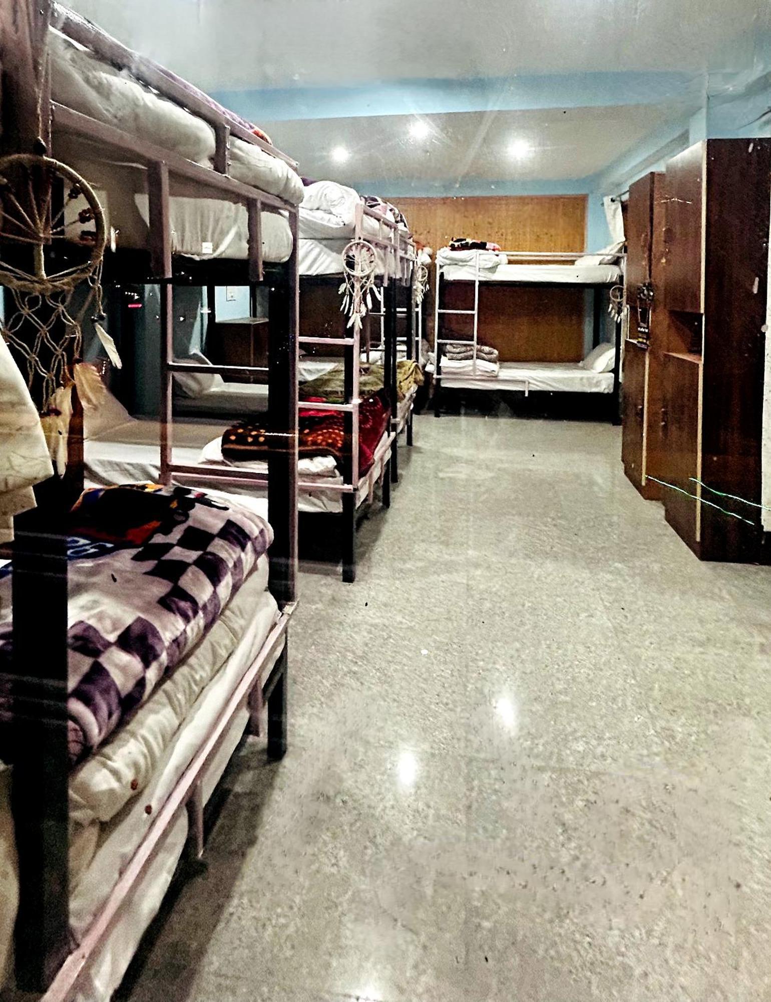 Clovee'S Rooms Dorms And Restro Kasol Exterior foto